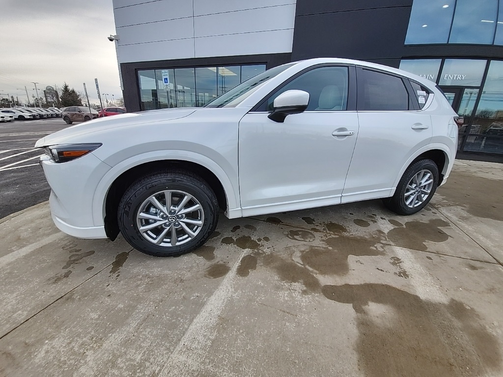 2025 Mazda CX-5 S Preferred package's photo