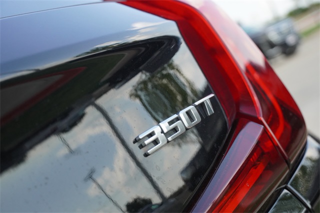 2022 Cadillac XT4 Premium Luxury photo 8