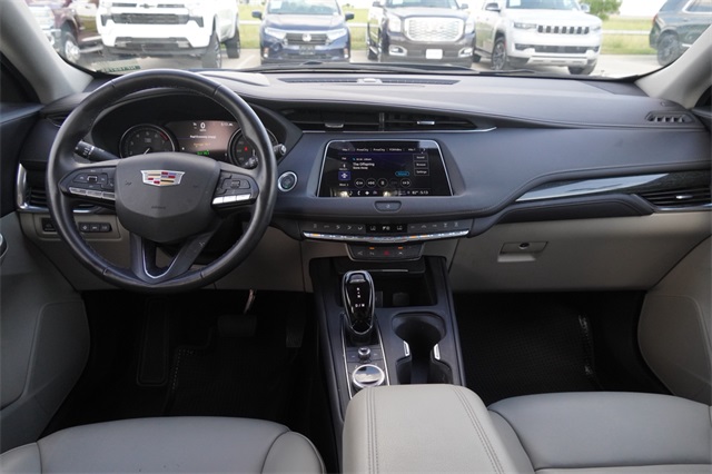 2022 Cadillac XT4 Premium Luxury photo 10