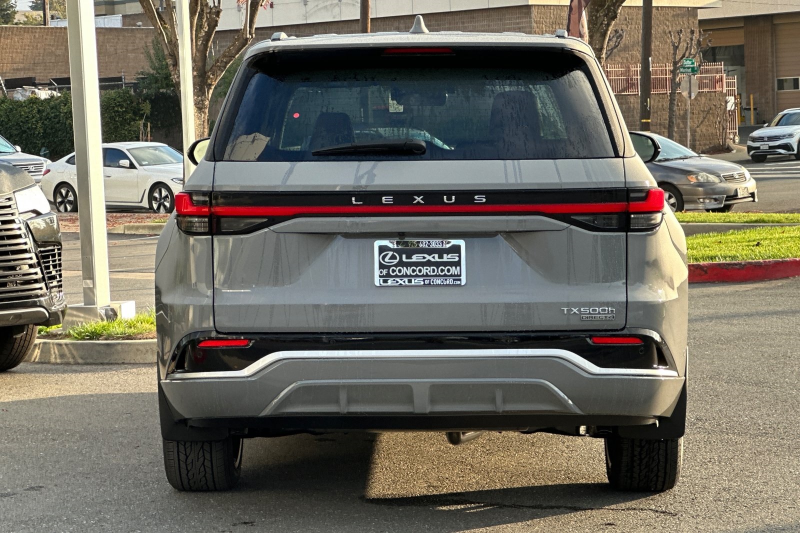 2026 Lexus TX 500h F SPORT Performance Premium photo 3