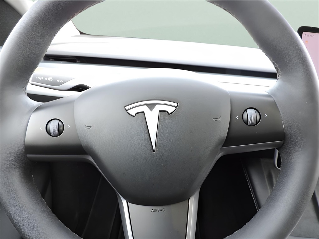 2023 White Tesla Model Y Long Range AWD SUV