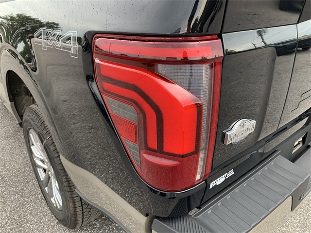 2025 Agate Black Metallic Ford F-150 King Ranch 4X4 Truck