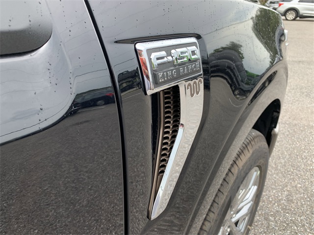 2025 Agate Black Metallic Ford F-150 King Ranch 4X4 Truck