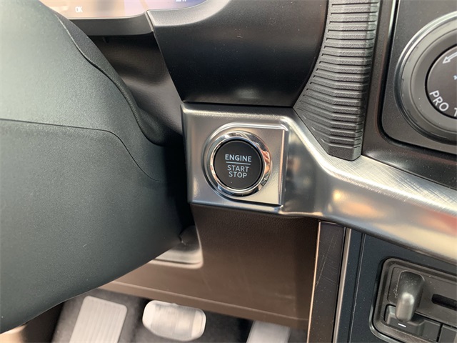 2025 Agate Black Metallic Ford F-150 King Ranch 4X4 Truck