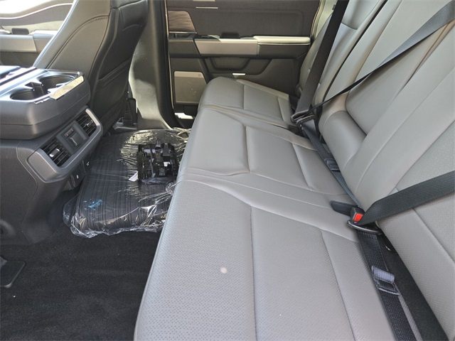 New 2025 Ford F-150 SuperCrew 6.5' Box Lariat