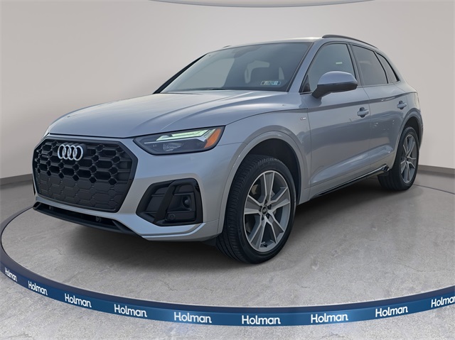 2025 Audi Q5 Premium's photo