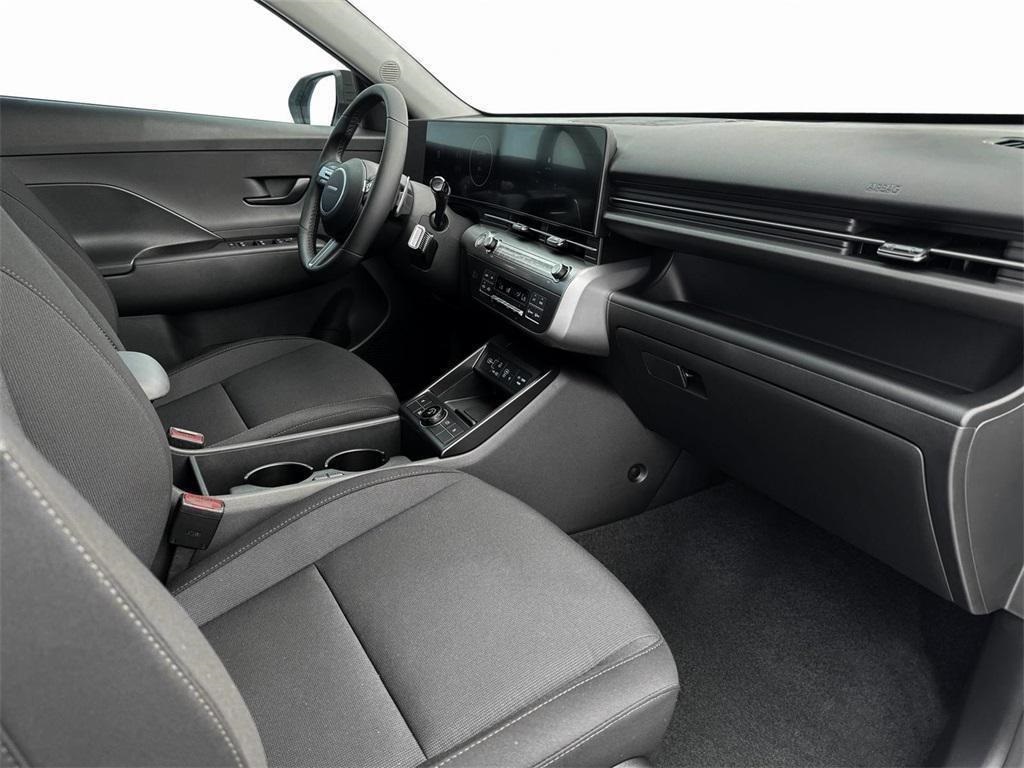 2025 Hyundai Kona SEL photo 14