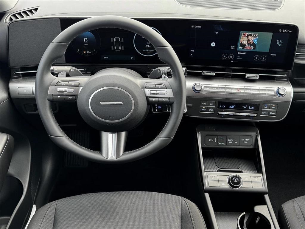 2025 Hyundai Kona SEL photo 16