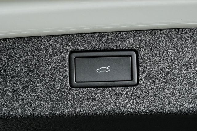 new 2026 Volkswagen Tiguan car, priced at $41,346