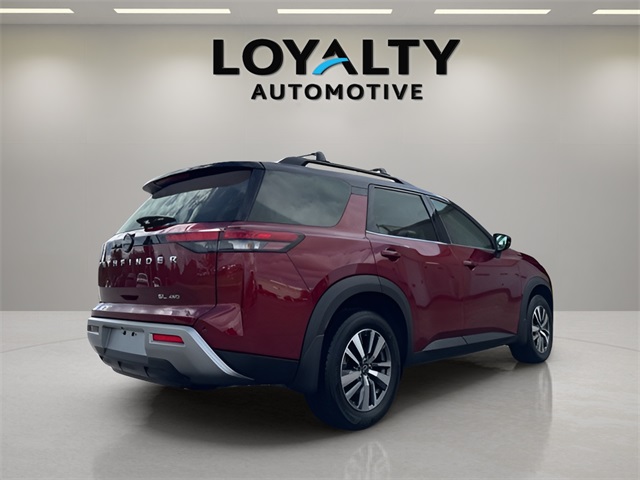 2024 Nissan Pathfinder SL photo 4