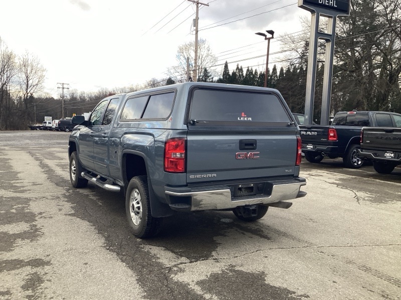 2016 Gmc Sierra 2500 HD SLE photo 3