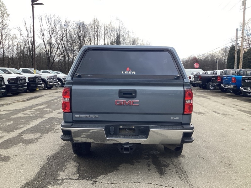 2016 Gmc Sierra 2500 HD SLE photo 4