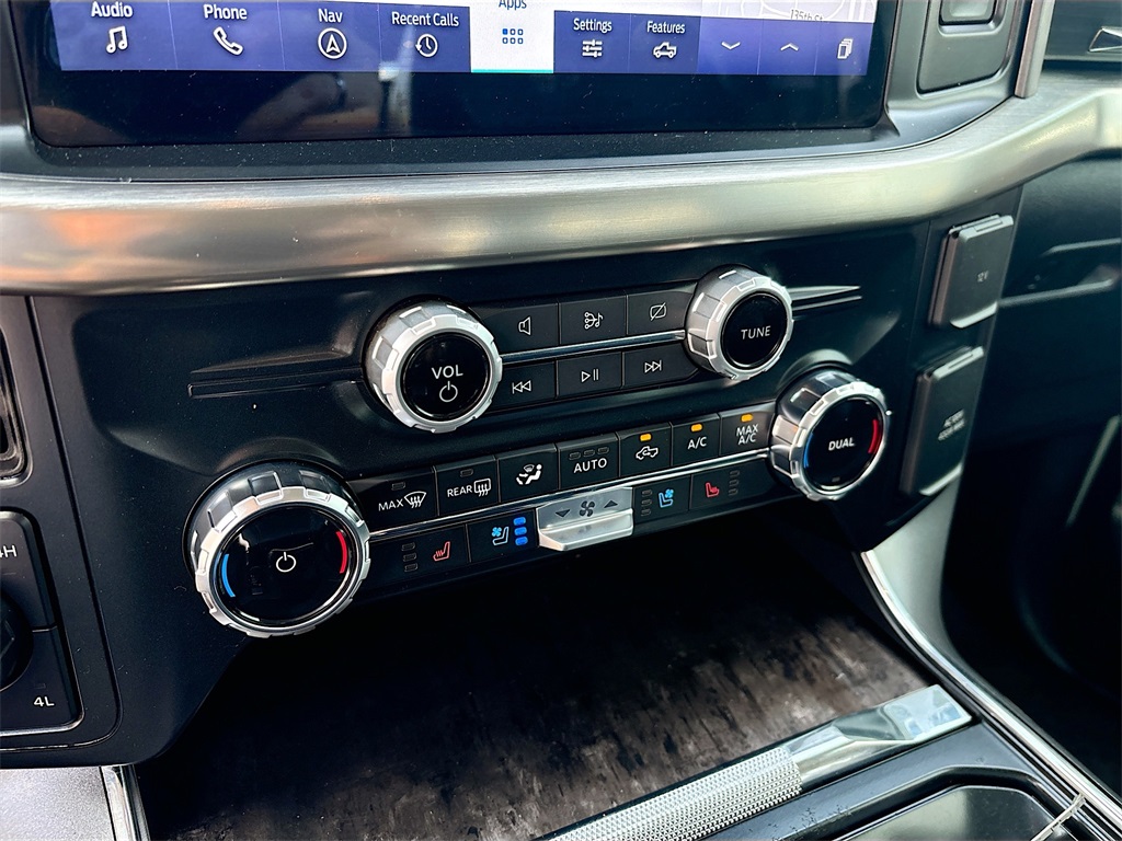 2023 Ford F-150 Lariat photo 16