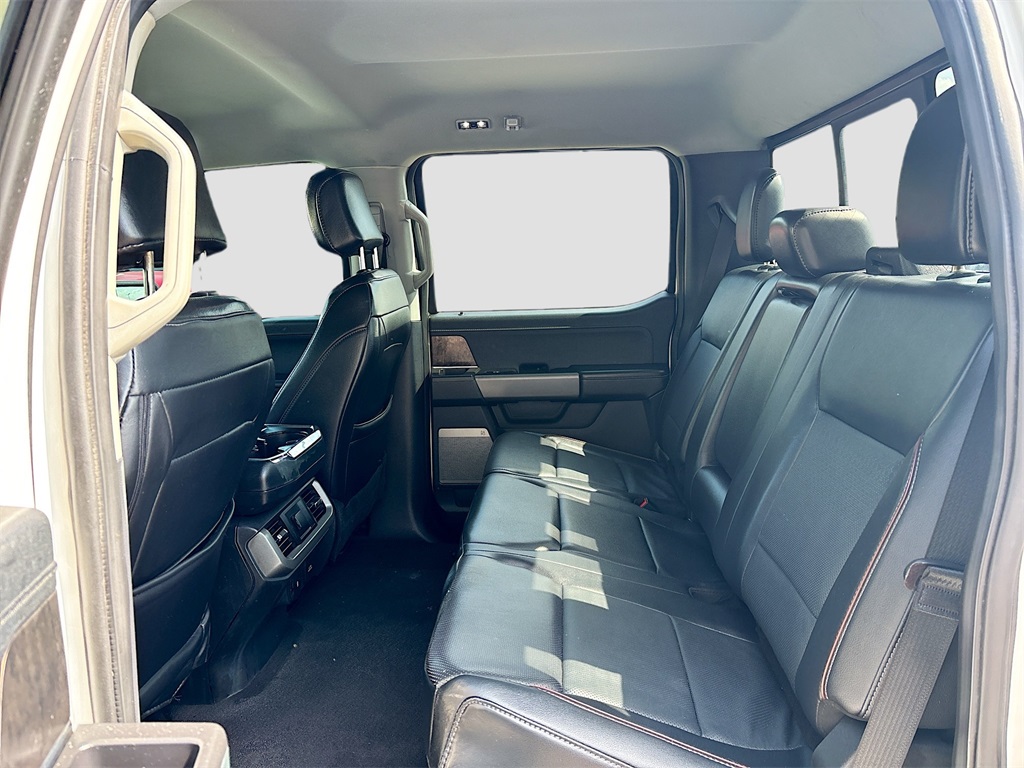 2023 Ford F-150 Lariat photo 24