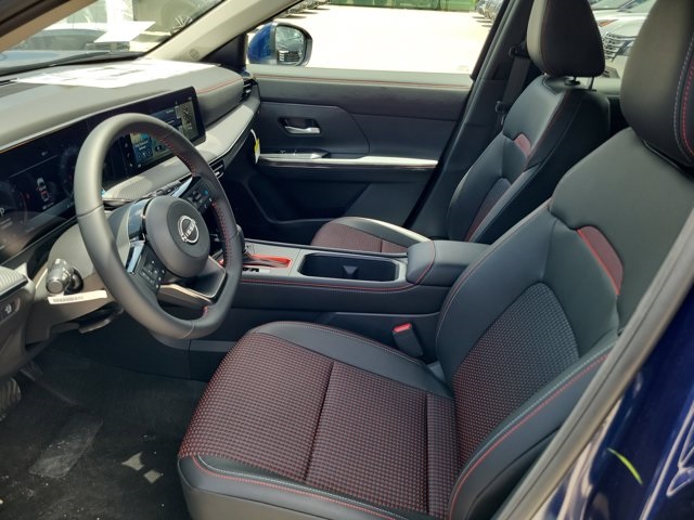 2025 Deep Blue Pearl Nissan Kicks SR FWD SUV