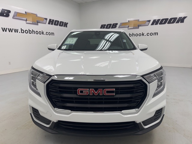 used 2024 GMC Terrain car, priced at $21,988