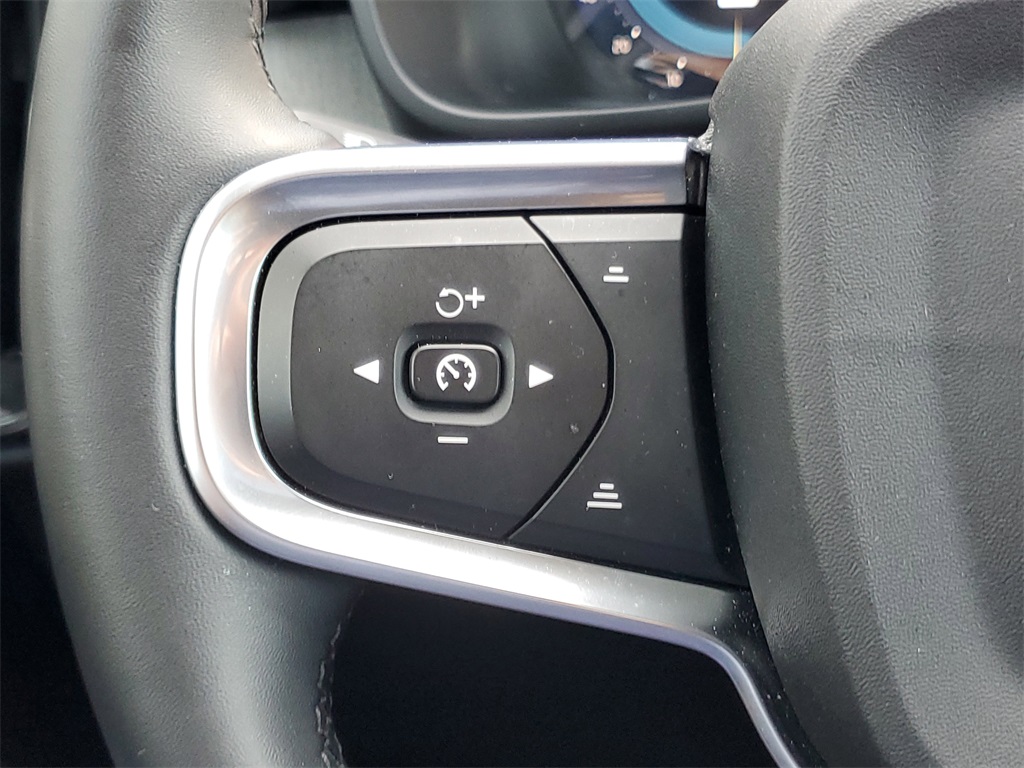 used 2025 Volvo XC40 car, priced at $27,895