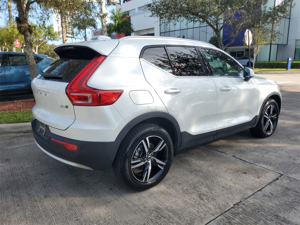 used 2025 Volvo XC40 car, priced at $27,895
