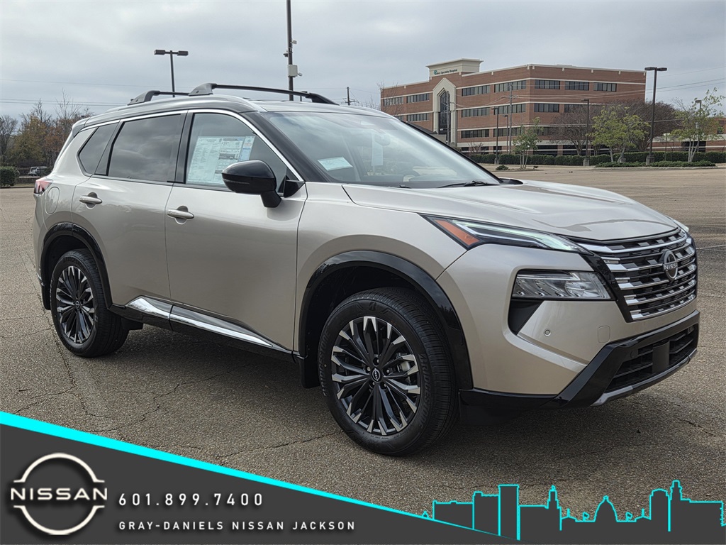 2026 Nissan Rogue Platinum's photo