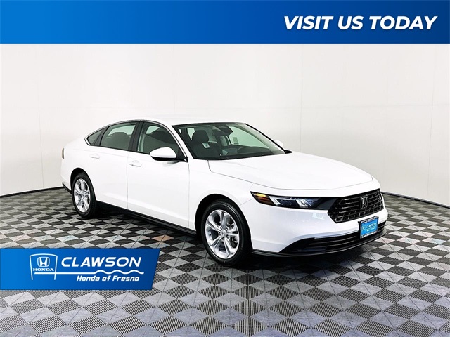 2025 Honda Accord LX's photo