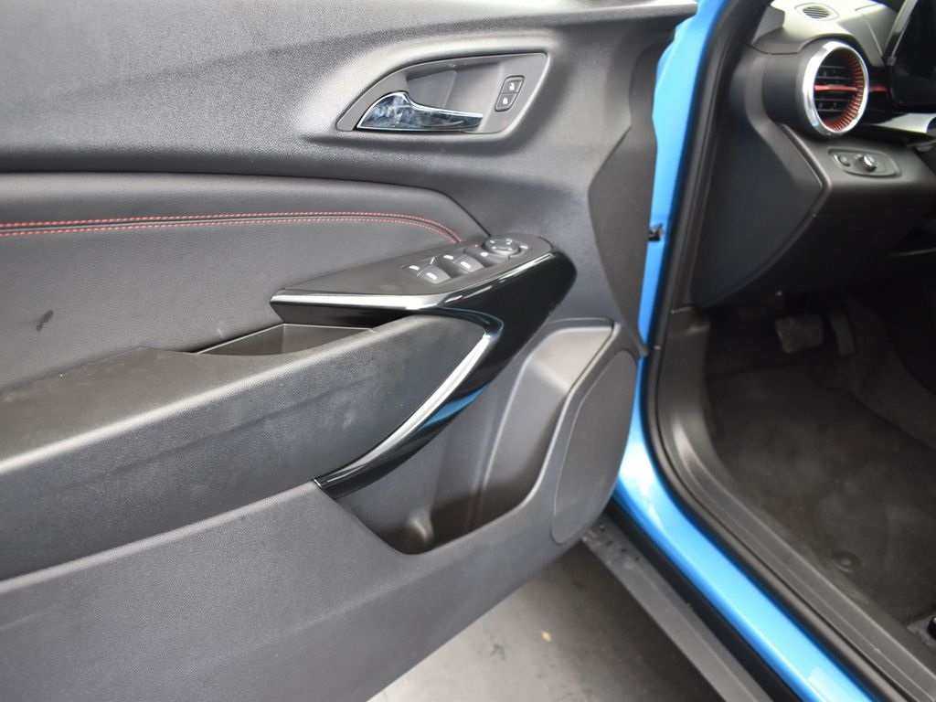2025 Marina Blue Chevrolet Trax 2RS FWD SUV