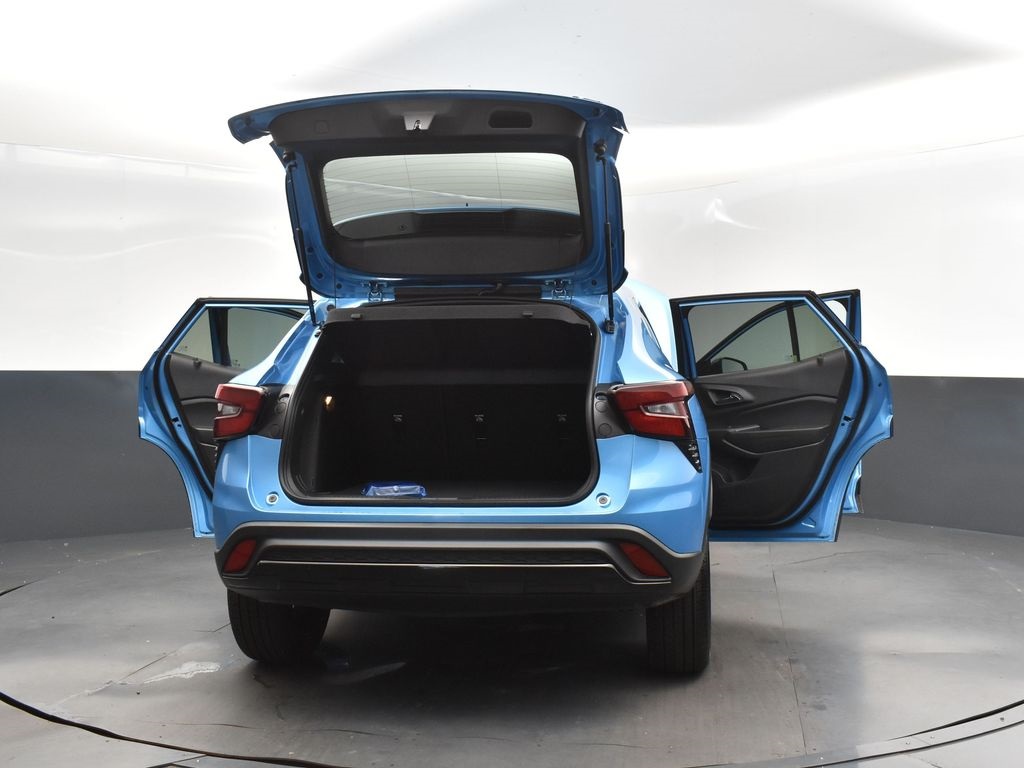2025 Marina Blue Chevrolet Trax 2RS FWD SUV