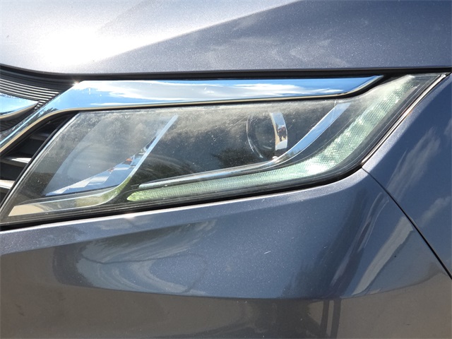 2018 Honda CR-V LX photo 2