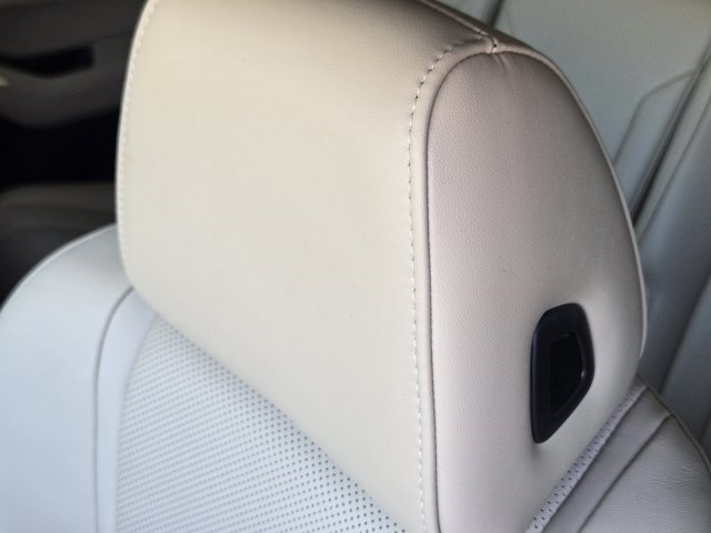 used 2023 Acura MDX car, priced at $38,500