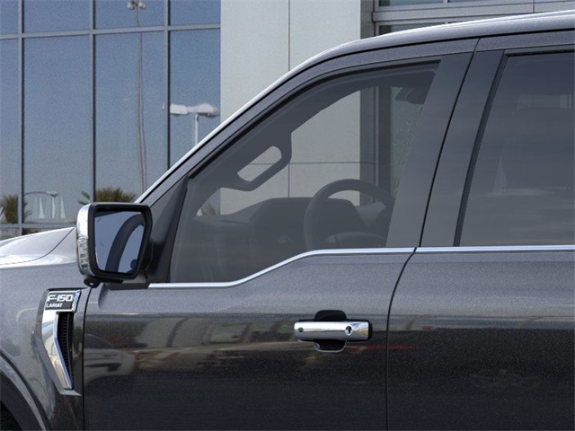 New 2025 Ford F-150 SuperCrew 5.5' Box Lariat