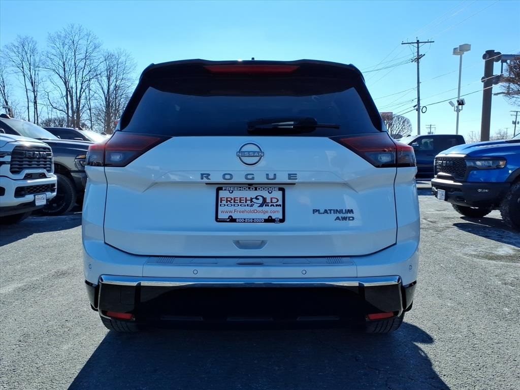 used 2024 Nissan Rogue car, priced at $26,901