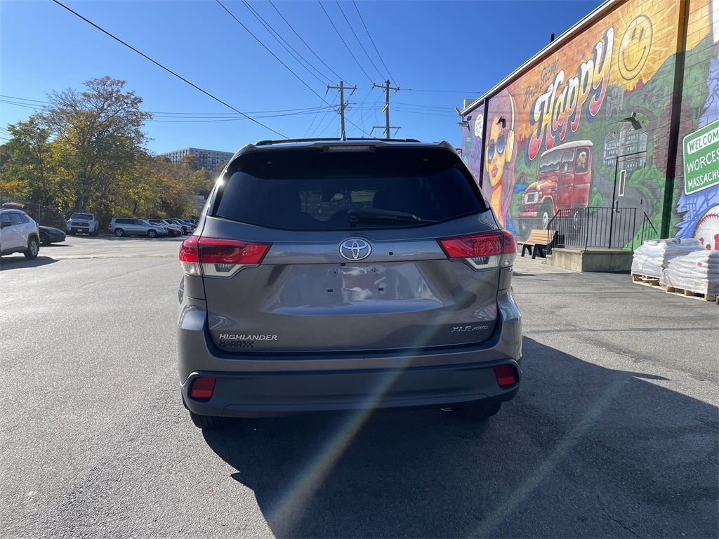 Used 2018 Toyota Highlander SUV