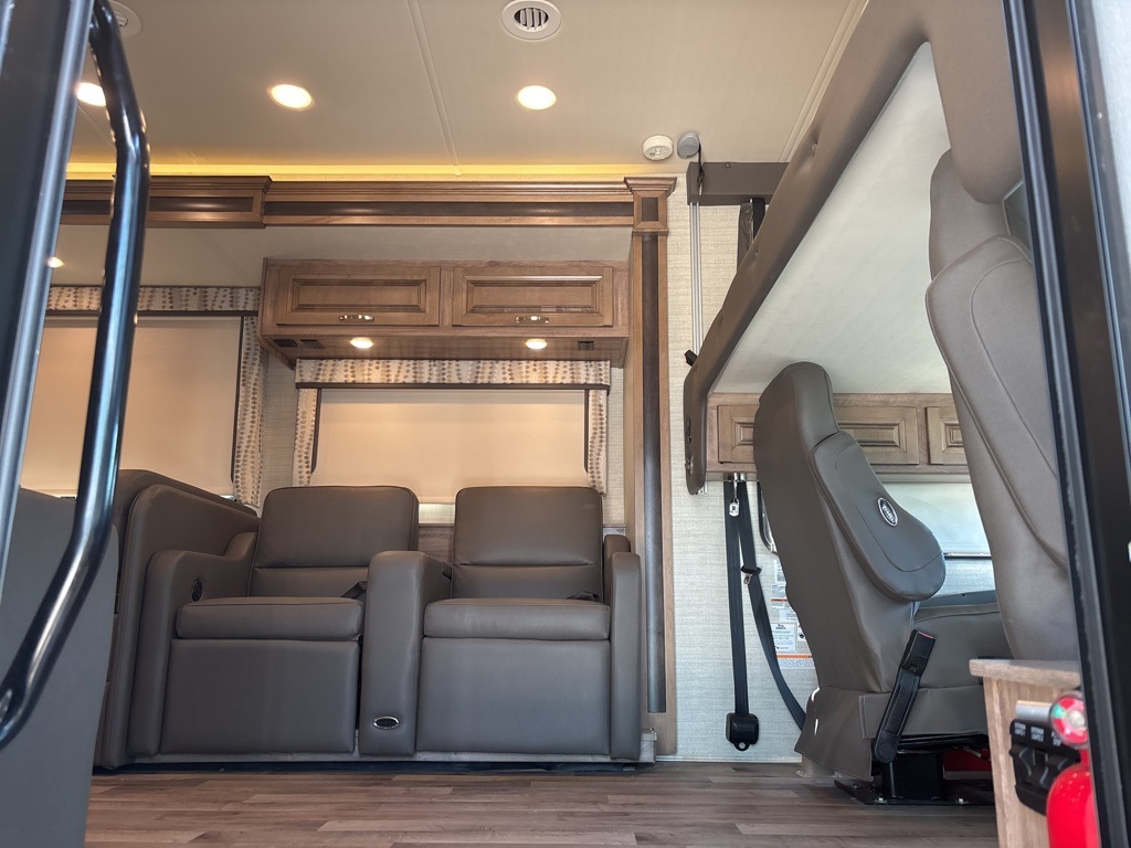 Used 2019 Ford F-53 DRW RWD Motorhome for sale #SP1416A - photo 107