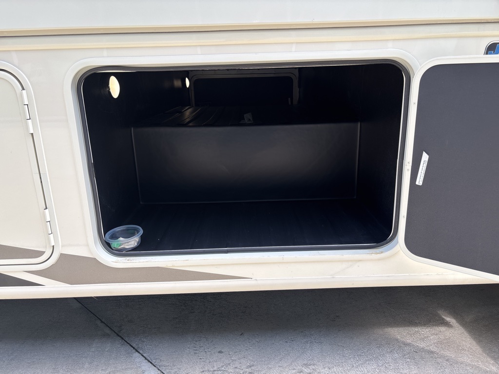 Used 2019 Ford F-53 DRW RWD Motorhome for sale #SP1416A - photo 28