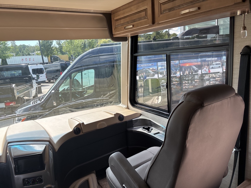 Used 2019 Ford F-53 DRW RWD Motorhome for sale #SP1416A - photo 37