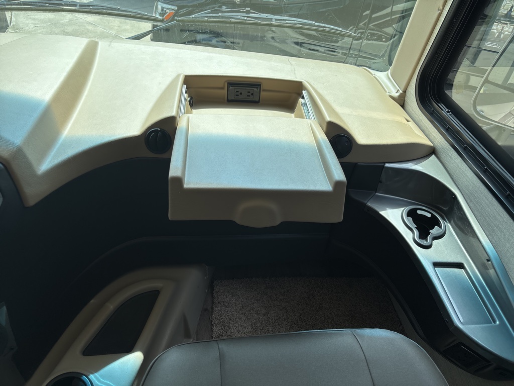 Used 2019 Ford F-53 DRW RWD Motorhome for sale #SP1416A - photo 47