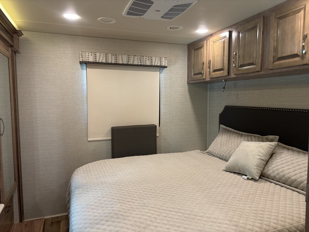 Used 2019 Ford F-53 DRW RWD Motorhome for sale #SP1416A - photo 71