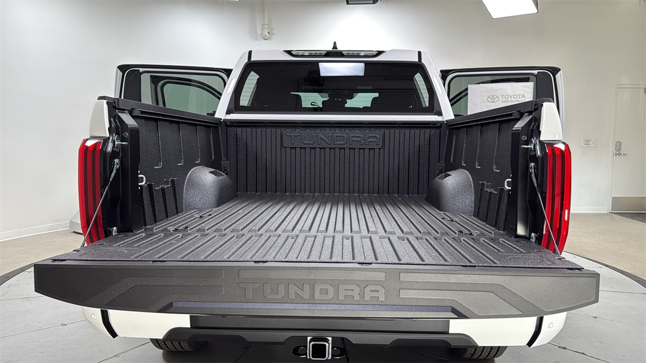 2026 Toyota Tundra SR5 CrewMax photo 15