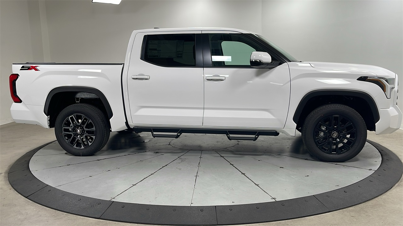 2026 Toyota Tundra SR5 CrewMax photo 5