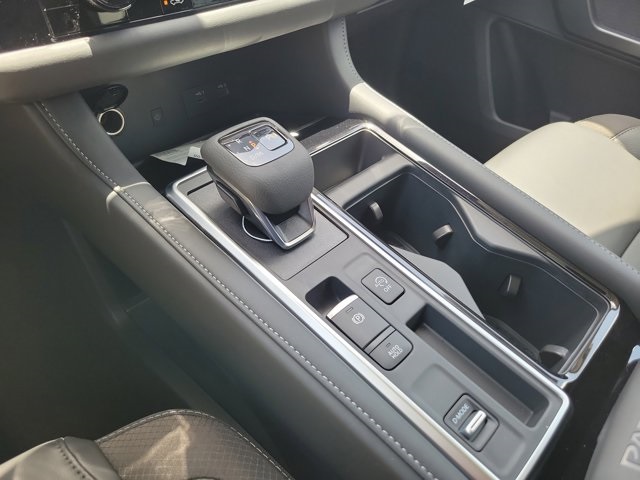 2025 Gun Metallic Nissan Pathfinder SL FWD SUV