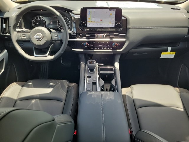 2025 Gun Metallic Nissan Pathfinder SL FWD SUV