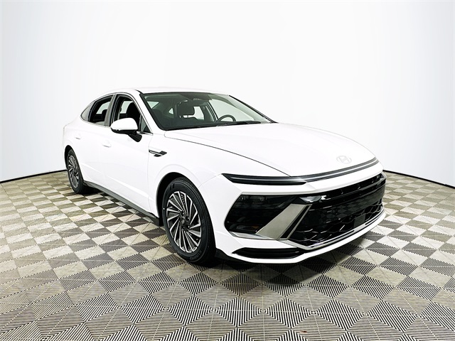 Sonata Hybrid SEL