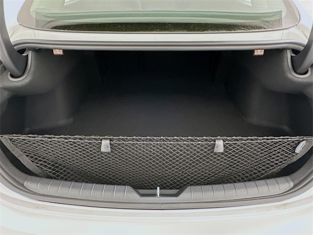 Sonata Hybrid SEL