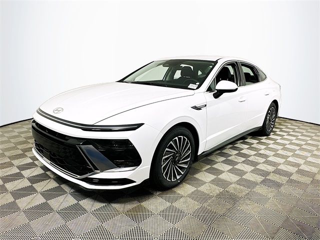 Sonata Hybrid SEL