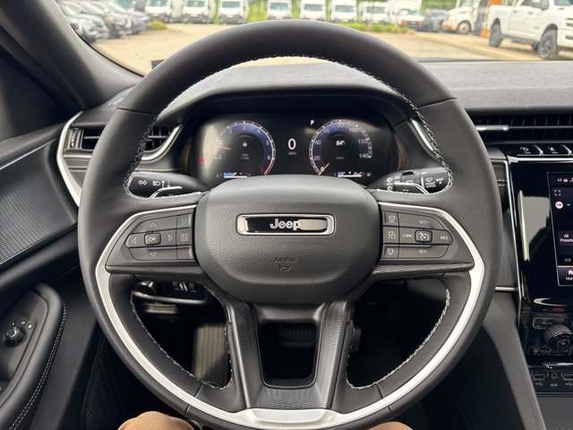 2025 Jeep Grand Cherokee Laredo X photo 20