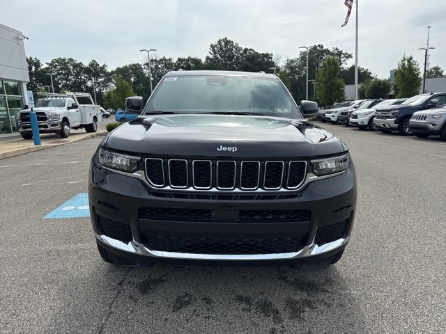 2025 Jeep Grand Cherokee Laredo X photo 5