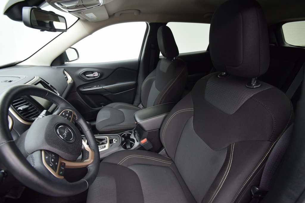 used 2017 Jeep Cherokee car, priced at $11,993