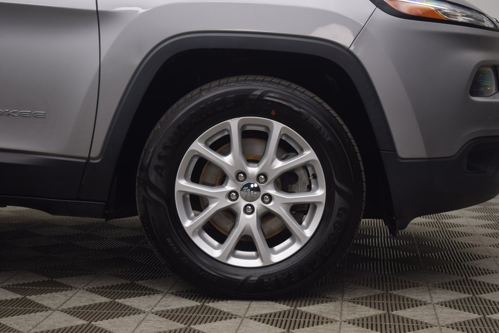 used 2017 Jeep Cherokee car, priced at $11,993