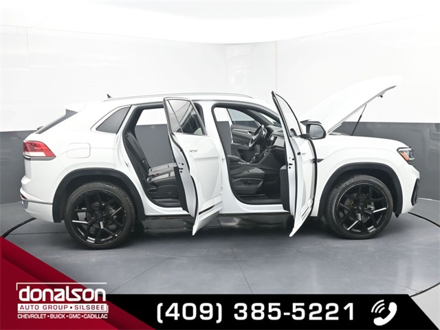 used 2020 Volkswagen Atlas Cross Sport car, priced at $18,569