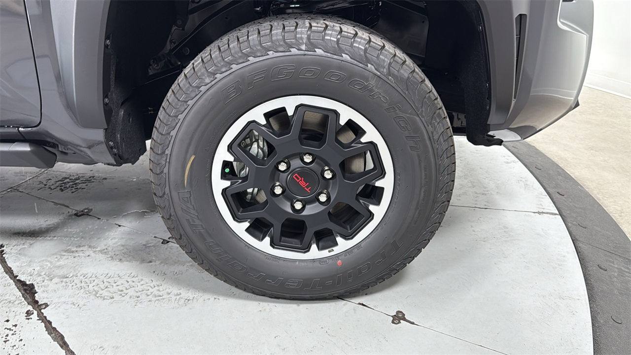 2025 Toyota Tacoma TRD Off-Road Double Cab photo 19