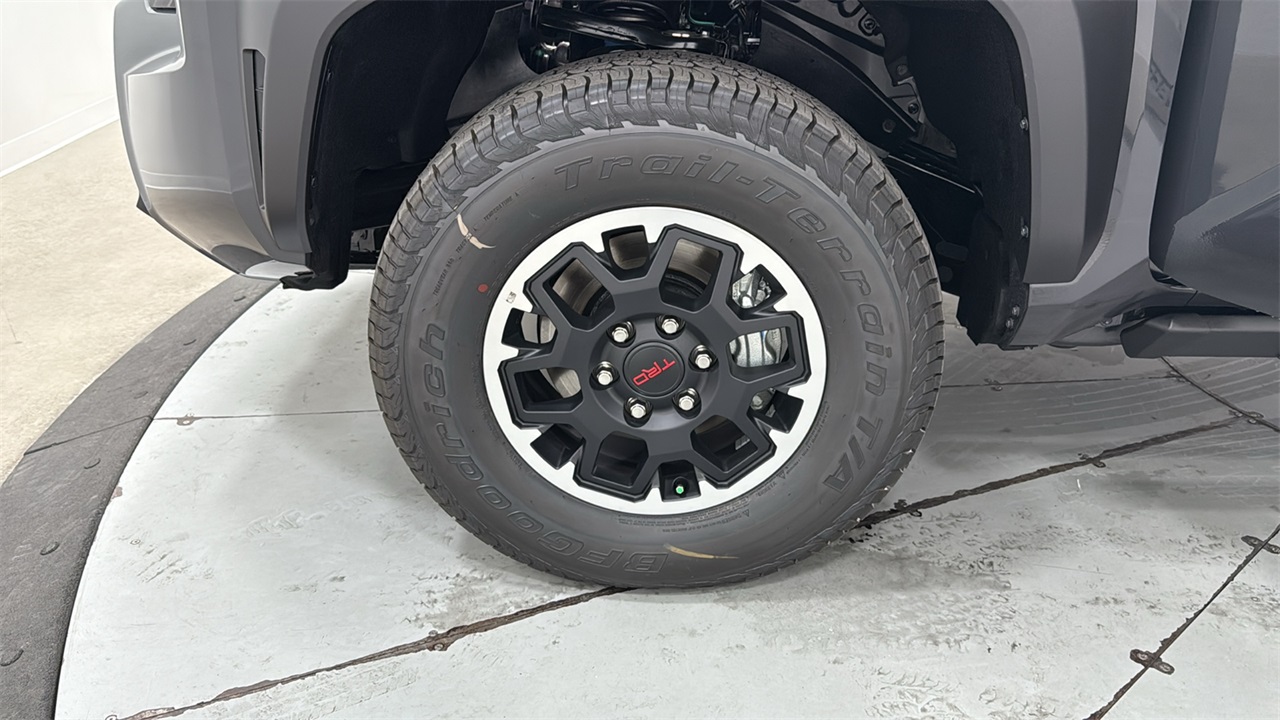 2025 Toyota Tacoma TRD Off-Road Double Cab photo 20